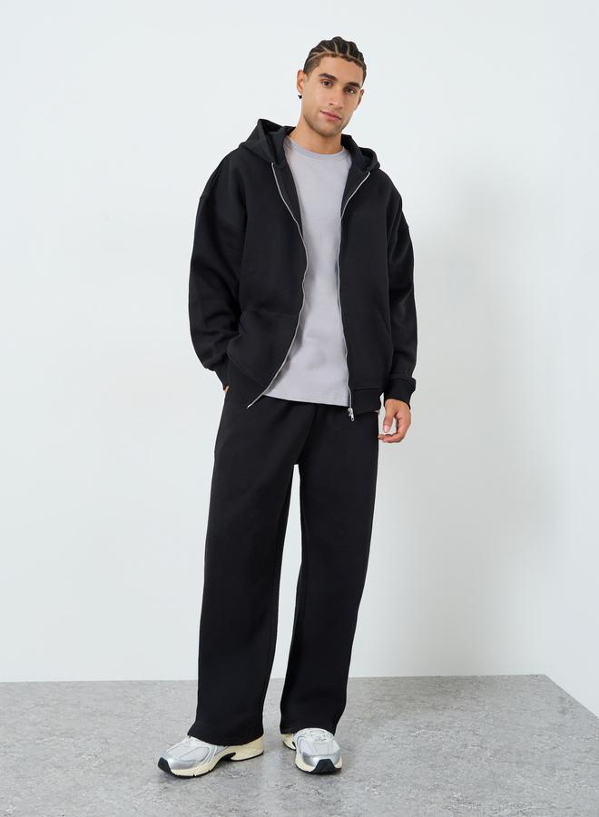 ستايلي طقم رجالي بغطاء رأس وبنطلون رياضي واسع - Image 1